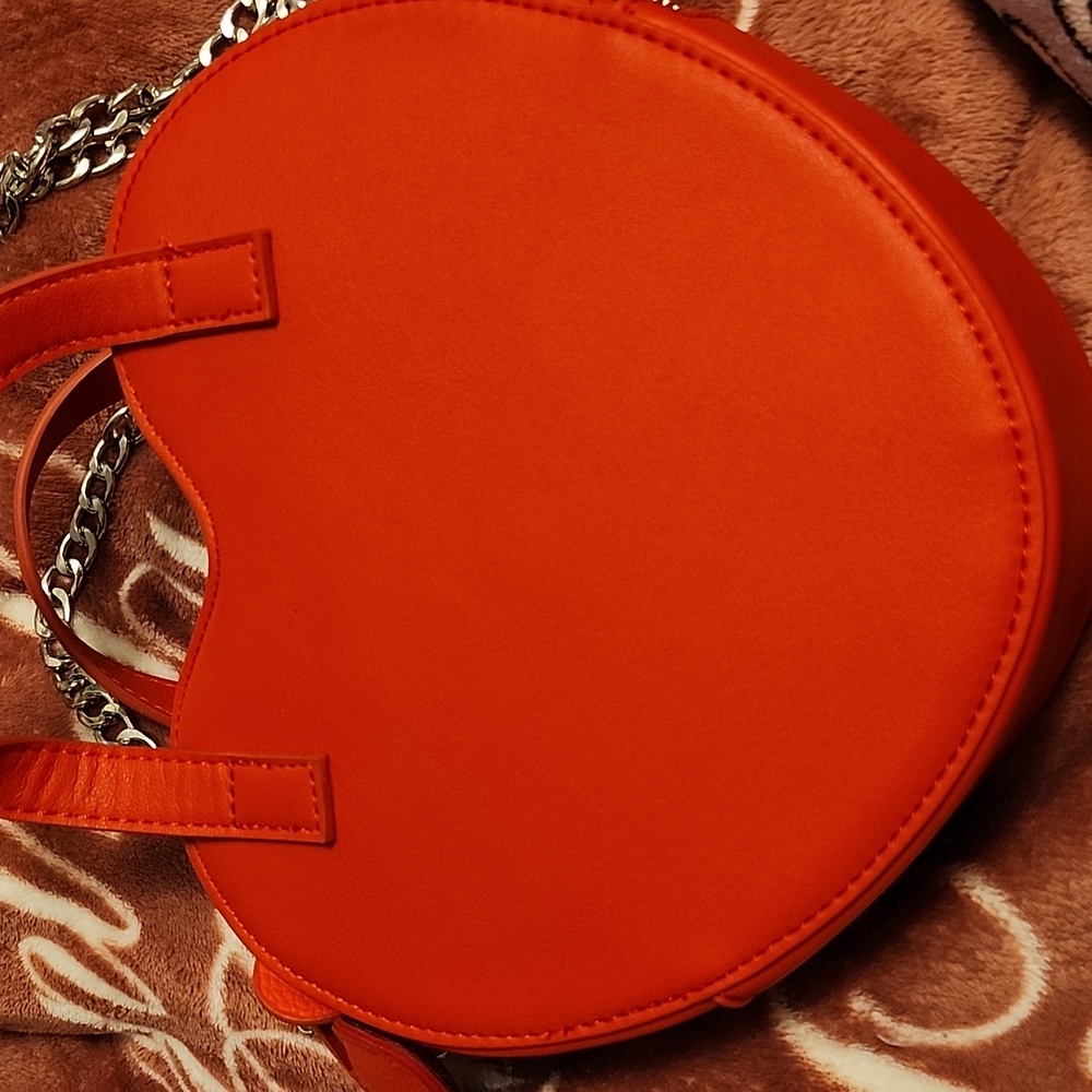 CARE BEARS Heart Purse, NWOT, Tag Included, Red - Picture 4 of 4